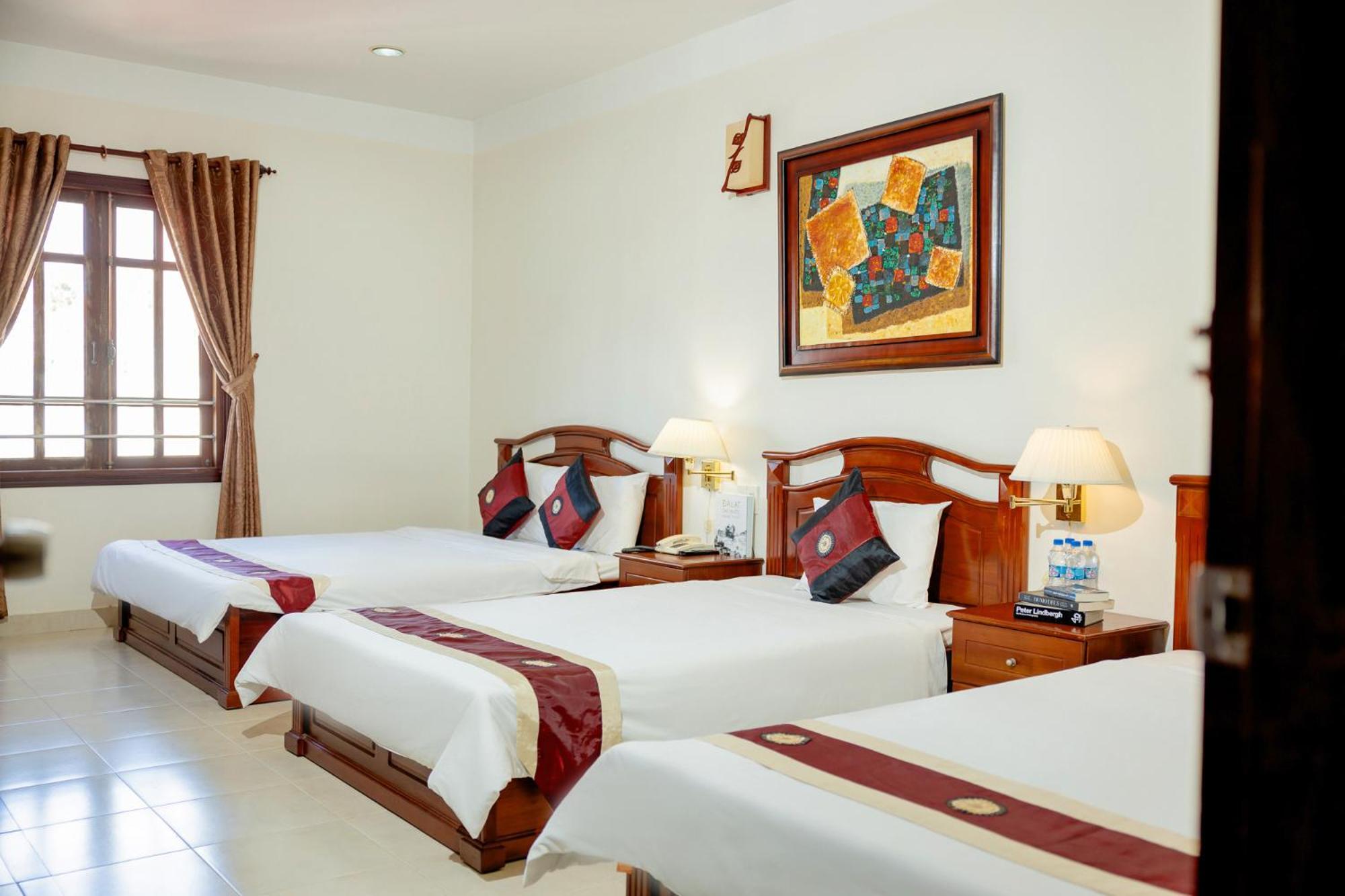 Hung Phong Hotel - Near Dalat Night Market Esterno foto